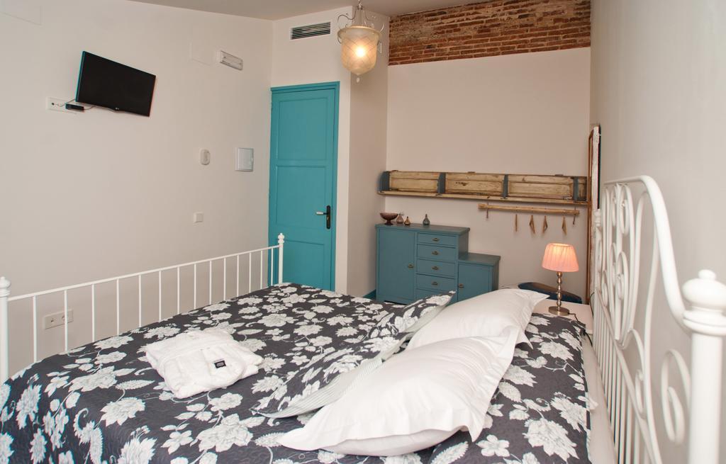 Hotel Hostal Chic Sant Feliu de Guíxols Rom bilde
