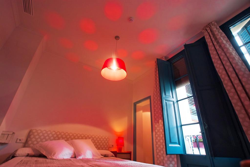 Hotel Hostal Chic Sant Feliu de Guíxols Rom bilde